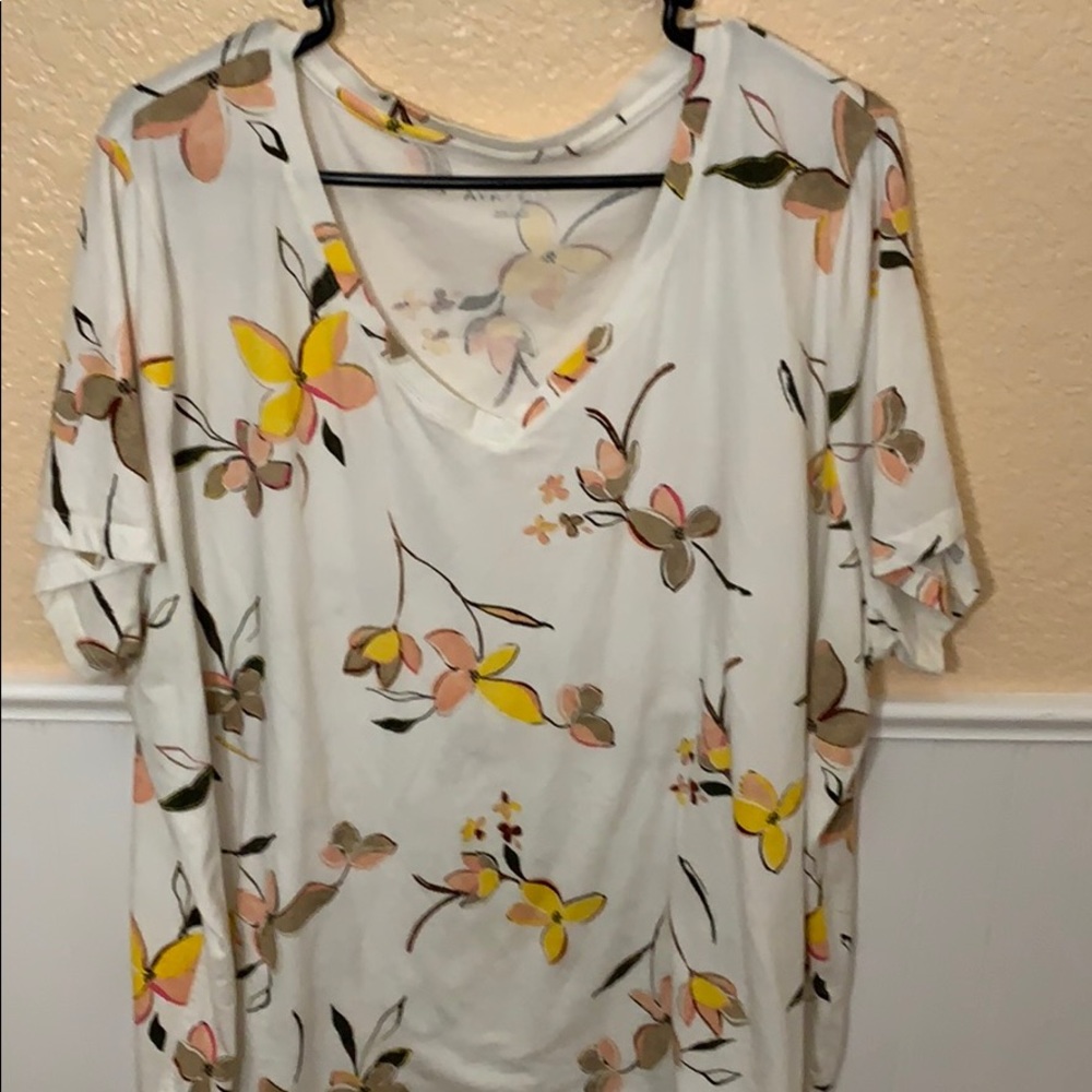 Short sleeve shirt